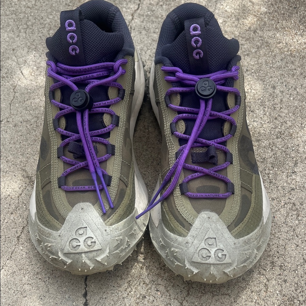 Nike ACG Women’s Trail Sneakers — Olive Green with Purple Laces